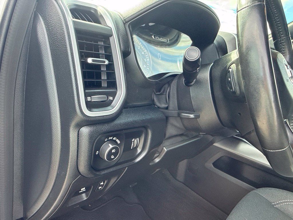 Used 2021 RAM 1500 Big Horn AWD/4WD image 15