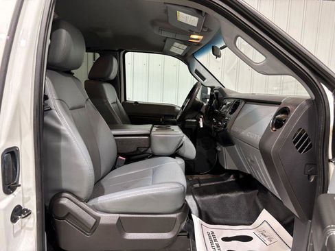 Used 2016 Ford F250 XL w/ Power Equipment Group AWD/4WD image 12