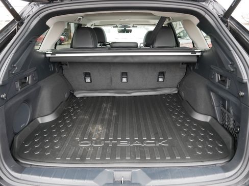 Certified 2025 Subaru Outback Limited image 18