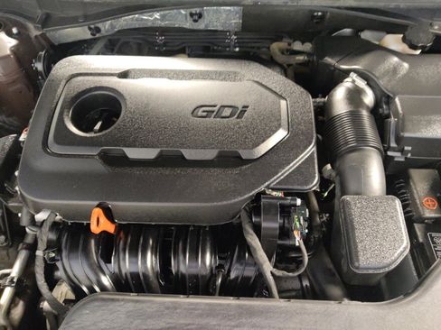 Used 2015 Hyundai Sonata SE image 30