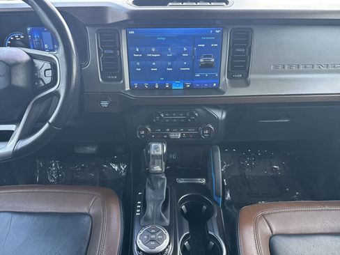 Certified 2021 Ford Bronco Outer Banks image 9