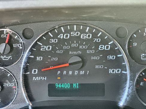 Certified 2023 GMC Savana 2500 w/ Driver Convenience Package image 12