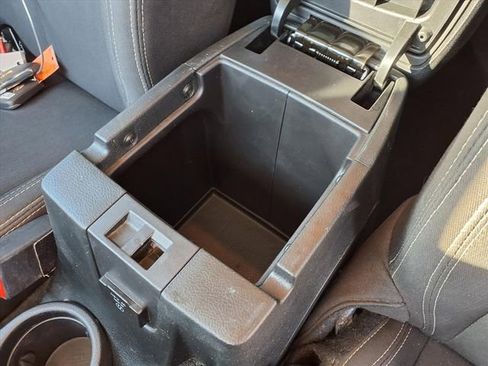 Used 2018 Jeep Wrangler Unlimited Sahara image 55