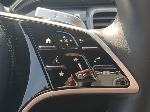 Used 2025 Mercedes-Benz GLE 450e 4MATIC image 14