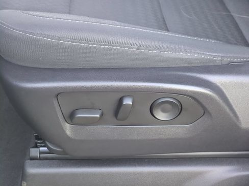 Used 2022 Chevrolet Silverado 1500 Custom RWD image 33
