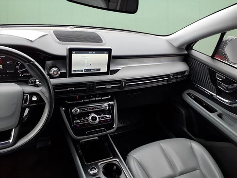 Used 2020 Lincoln Corsair AWD w/ Equipment Group 101A image 9