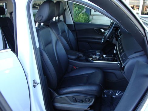 Used 2019 Audi Q7 3.0T Prestige w/ Prestige Package image 10