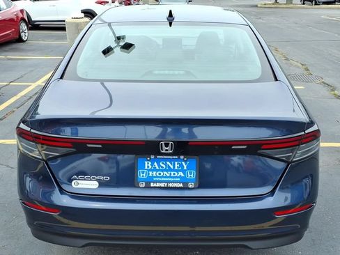 Used 2023 Honda Accord EX image 9