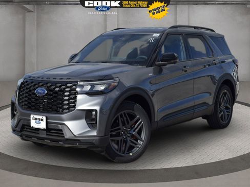 New 2026 Ford Explorer ST-Line w/ ST-Line Street Pack image 1