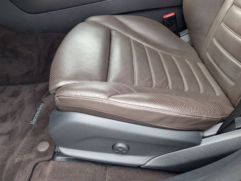 Used 2017 Mercedes-Benz GLC 300 4MATIC Coupe image 13