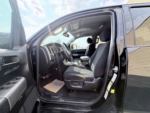 Used 2012 Toyota Tundra 4x4 Double Cab w/ SR5 Pkg image 10
