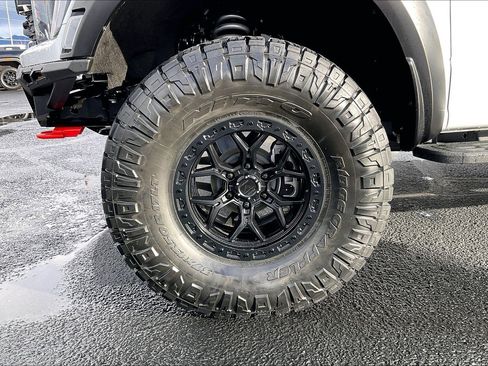 Used 2023 Ford F150 Raptor w/ Equipment Group 802A Raptor R image 8