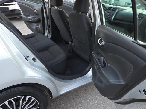 Used 2013 Nissan Versa SV image 31