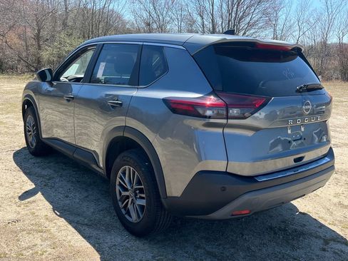 Used 2023 Nissan Rogue S image 12