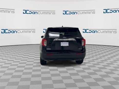 Used 2023 Ford Explorer 4WD image 7