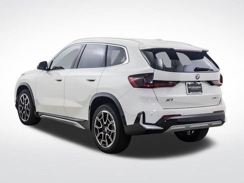 New 2026 BMW X1 xDrive28i w/ Technology Package AWD/4WD image 3