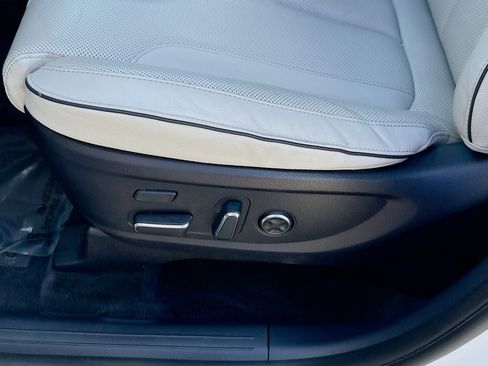 Used 2023 Hyundai Palisade Limited w/ Cargo Package image 15