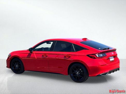 Used 2025 Honda Civic Sport image 3