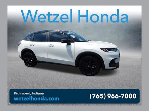 Used 2025 Honda HR-V Sport image 1
