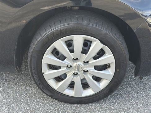 Used 2015 Nissan Leaf S w/ Charge Package image 12