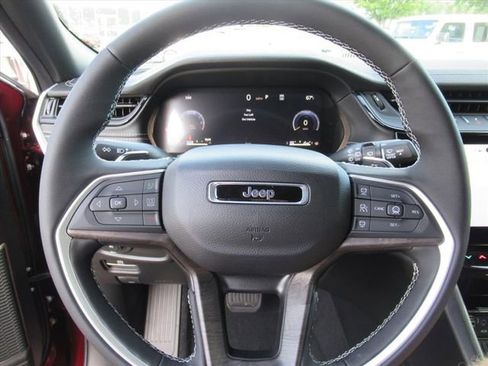 New 2026 Jeep Grand Cherokee Limited AWD/4WD image 20