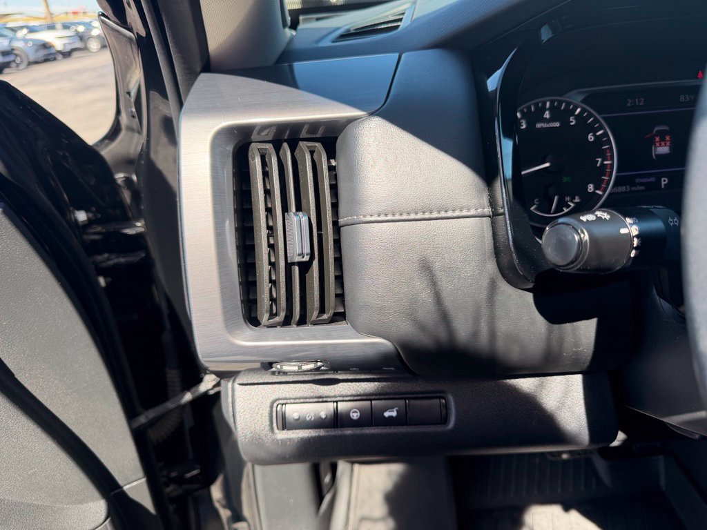 Used 2023 Nissan Pathfinder SL w/ SL Premium Package FWD image 25