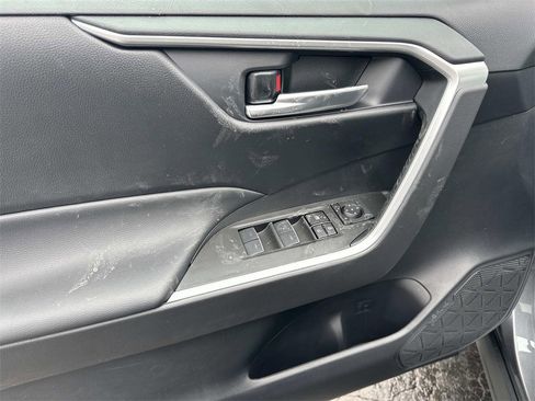 New 2025 Toyota RAV4 XLE image 15