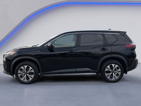 Used 2022 Nissan Rogue SV w/ SV Premium Package FWD image 9