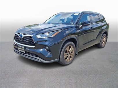 Used 2022 Toyota Highlander Bronze Edition