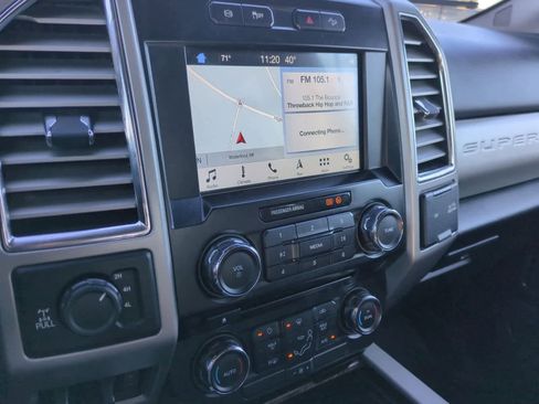 Used 2017 Ford F350 Lariat w/ Chrome Package image 26