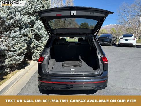 Used 2024 Volkswagen Tiguan SE R-Line image 35