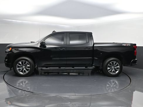Used 2025 Chevrolet Silverado 1500 RST w/ LPO, Liner Protection Package AWD/4WD image 4