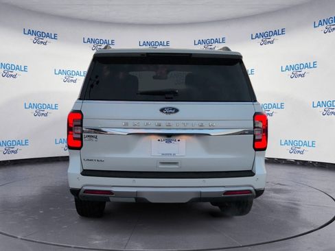 Used 2022 Ford Expedition Limited image 8