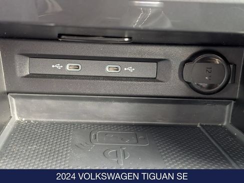 Certified 2024 Volkswagen Tiguan SE AWD/4WD image 26