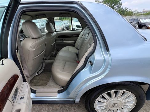 Used 2009 Mercury Grand Marquis LS image 39