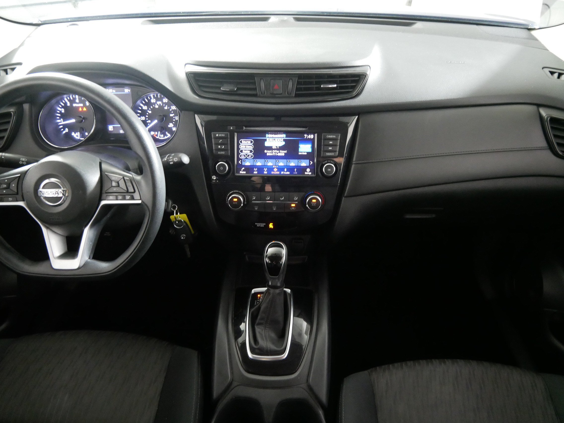 Used 2018 Nissan Rogue S AWD/4WD image 10