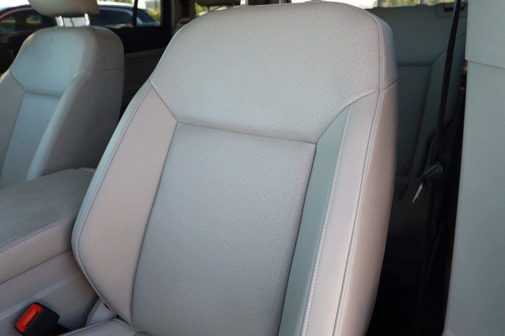 Used 2018 Volkswagen Atlas SE FWD image 18