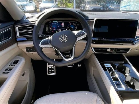 New 2026 Volkswagen Atlas SEL Premium R-Line AWD/4WD image 19