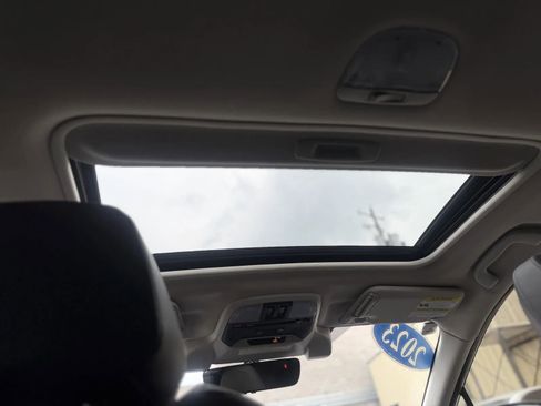 Used 2023 Subaru Crosstrek 2.5i Sport AWD/4WD image 19