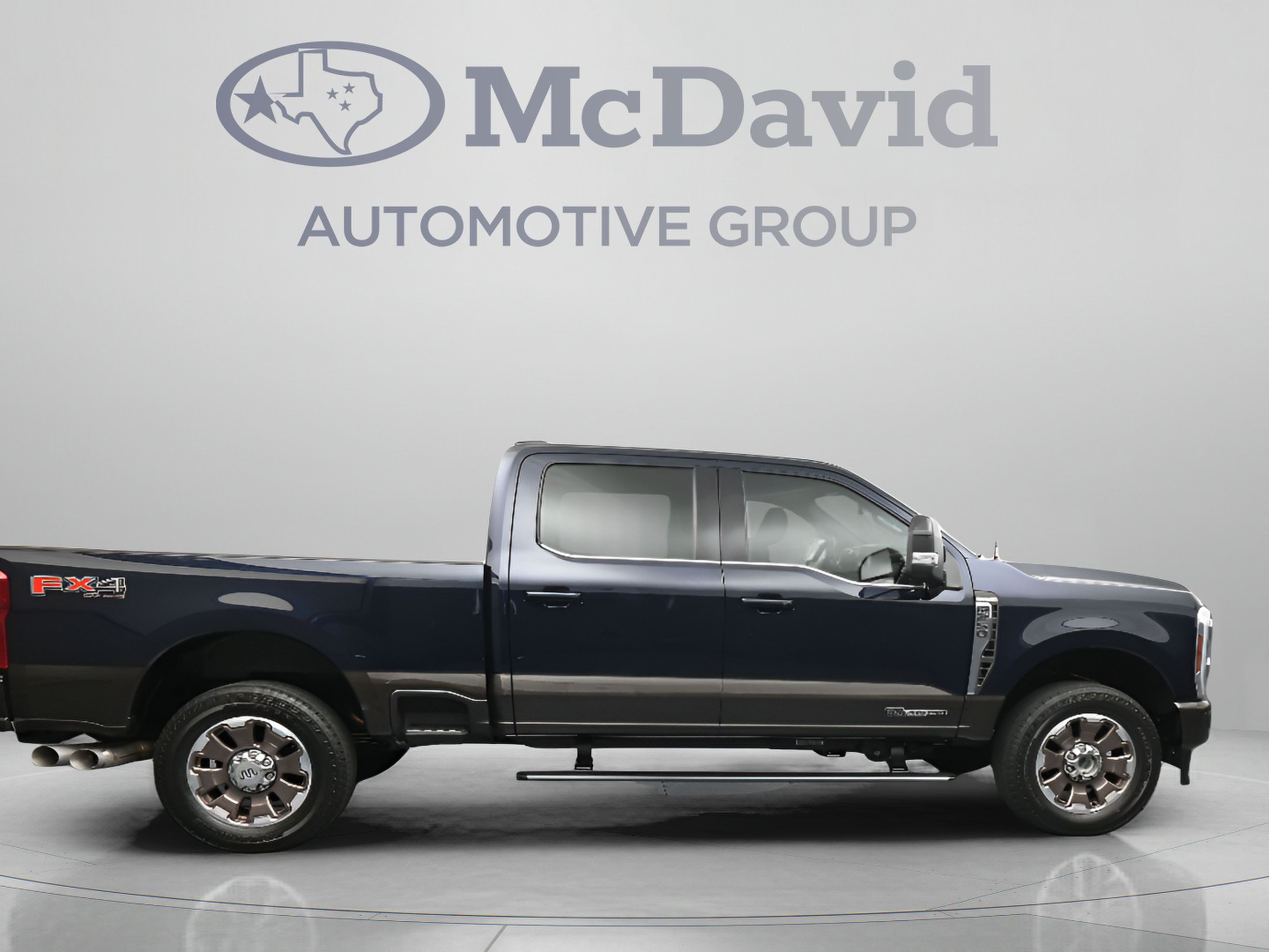 Used 2025 Ford F250 King Ranch w/ FX4 Off-Road Package AWD/4WD image 9