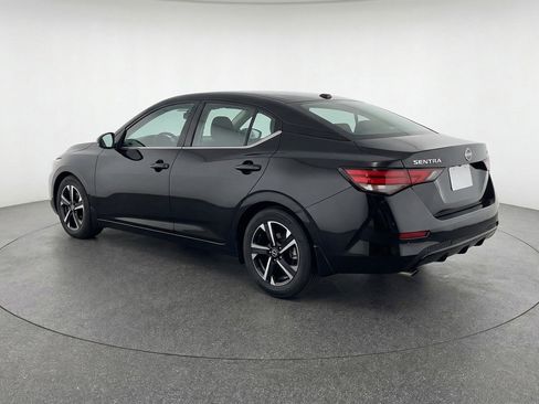 Used 2025 Nissan Sentra SV image 6