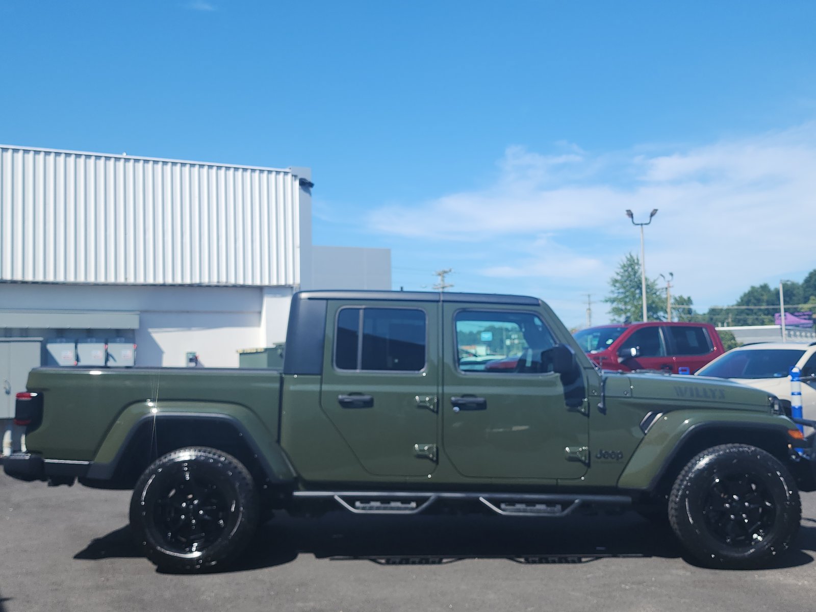 Used 2021 Jeep Gladiator Sport AWD/4WD image 6