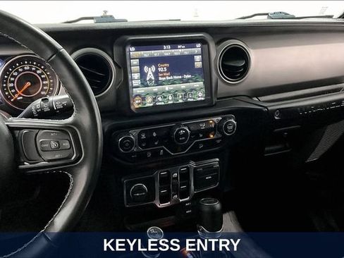 Used 2021 Jeep Wrangler Unlimited Sport AWD/4WD image 12