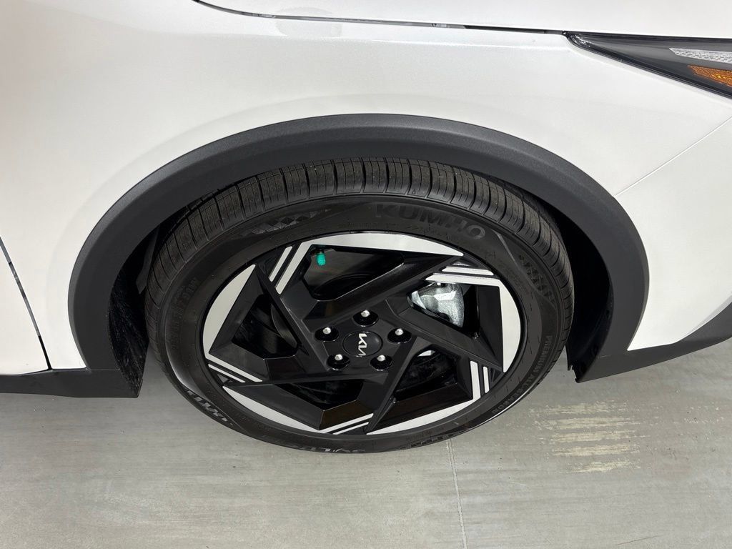 New 2026 Kia K4 EX FWD image 11