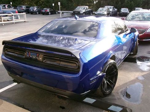 Used 2020 Dodge Challenger R/T Scat Pack RWD image 1