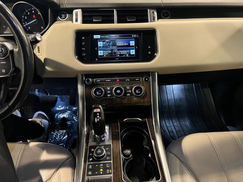 Used 2016 Land Rover Range Rover Sport Supercharged image 16