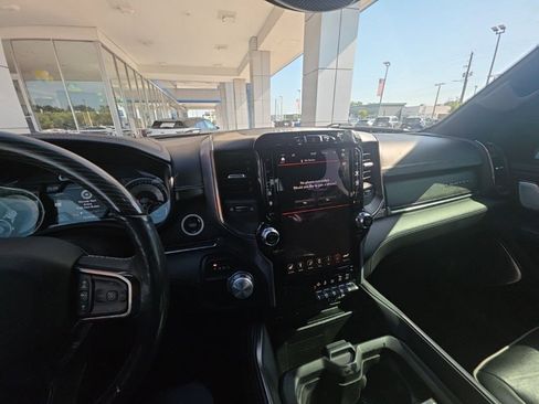 Used 2019 RAM 1500 Limited image 10