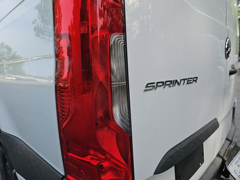 New 2025 Mercedes-Benz Sprinter 2500 image 35