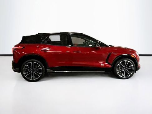 New 2026 Chevrolet Blazer EV SS w/ Performance Package AWD/4WD image 5