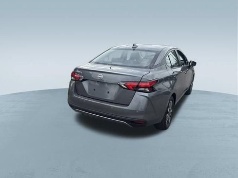 Used 2025 Nissan Versa SV FWD image 9